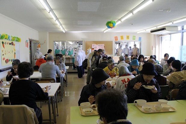 給食試食会2